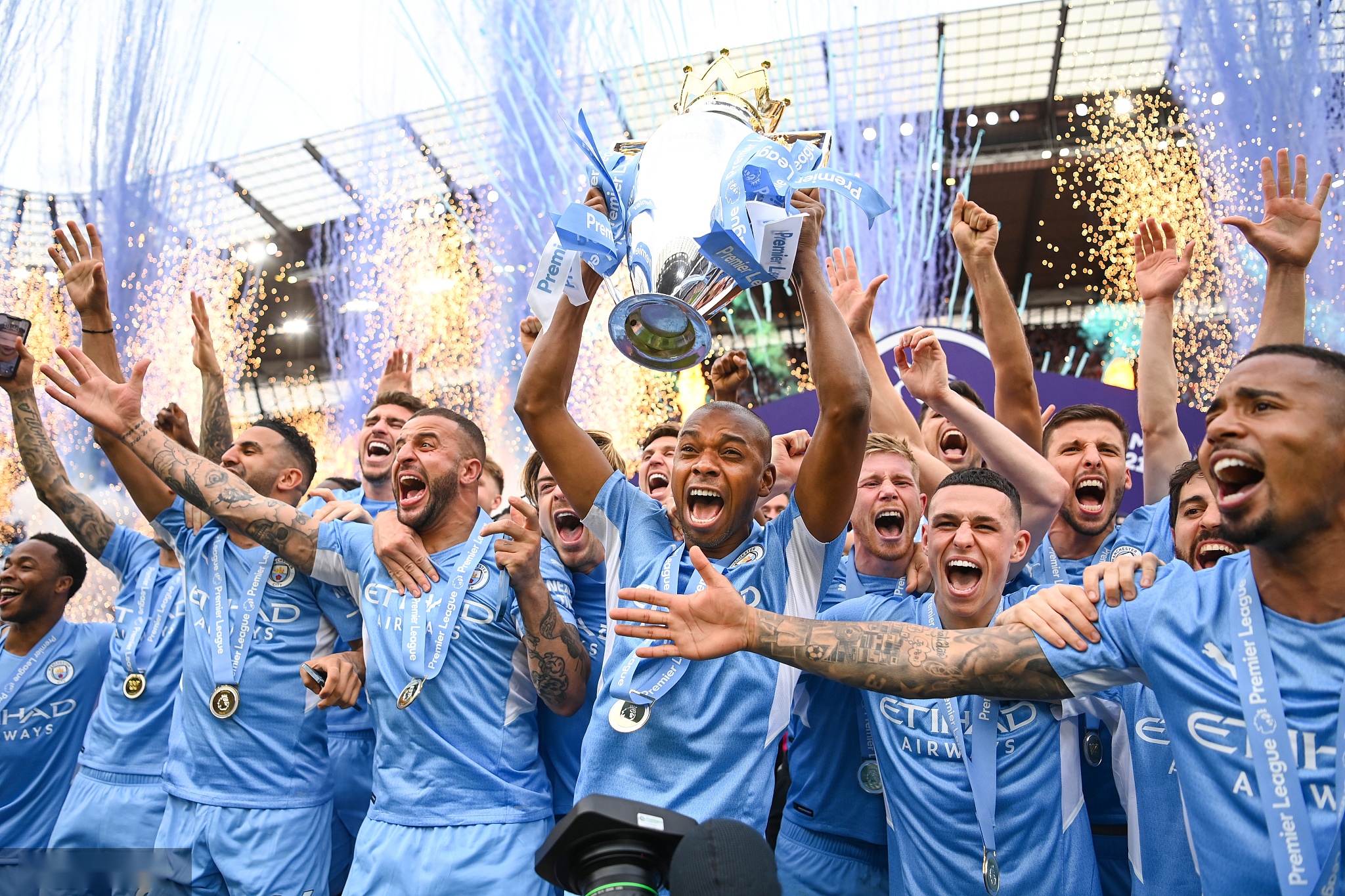 两次跻身决 两次跻身决